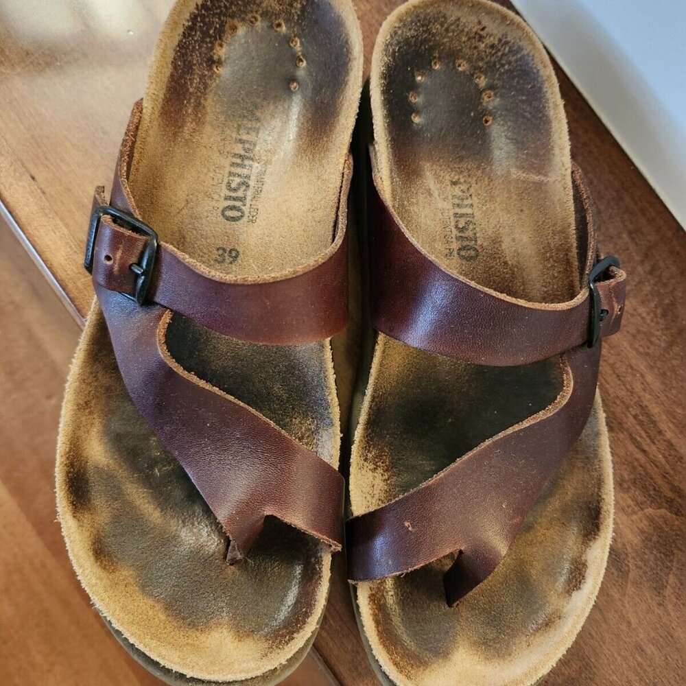 Mephisto women's brown leather sandals in size 39